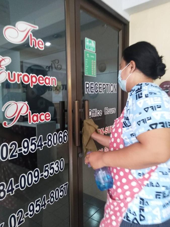 The European Place Bangkok Bagian luar foto